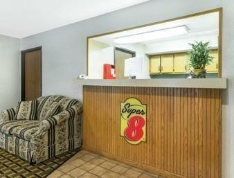 Отель Super 8 By Wyndham Twinsburg/Cleveland Area Экстерьер фото
